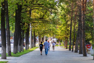 Almaty City 29 Temmuz 2023. Kazakistan, Almaty, Dostyk Caddesi