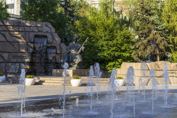 Almaty City Ιουλίου 2023 Καζακστάν Αλμάτι Λεωφόρος Ντόστικ Μνημείο Του — Φωτογραφία Αρχείου