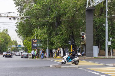 Almaty City, Kazakistan 22 Ağustos 2023. Abay Bulvarı.