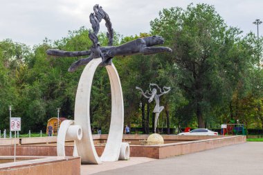 Almaty City, Kazakistan 22 Ağustos 2023. Kazak Devlet Sirki. Kazak Sirki 'nin ünlü binası Almatı Kazakistan. 