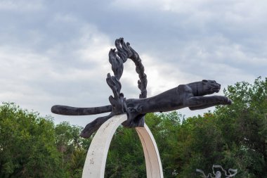 Almaty City, Kazakistan 22 Ağustos 2023. Kazak Devlet Sirki. Kazak Sirki 'nin ünlü binası Almatı Kazakistan. 