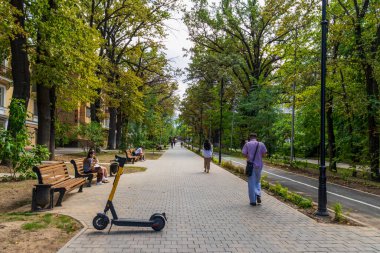 Almaty City, Kazakistan 23 Ağustos 2023. Mukan Tulebayev Caddesi.