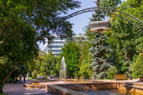 Almaty City Kazajstán Agosto 2023 Calle Mukan Tulebayev Fuente Nedelka — Foto de Stock