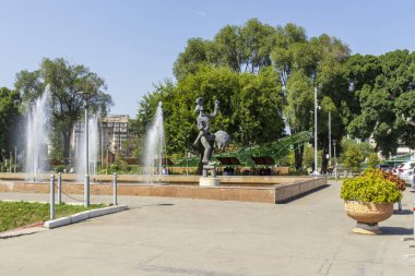 Almaty City, Kazakistan 1 Eylül 2023. Abay Bulvarı. Kazak Devlet Sirki. Kazak Sirki 'nin ünlü binası Almatı Kazakistan. 