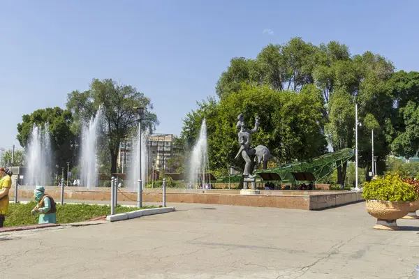 Almaty City Kazajstán Septiembre 2023 Avenida Abay Circo Estatal Kazajstán — Foto de Stock