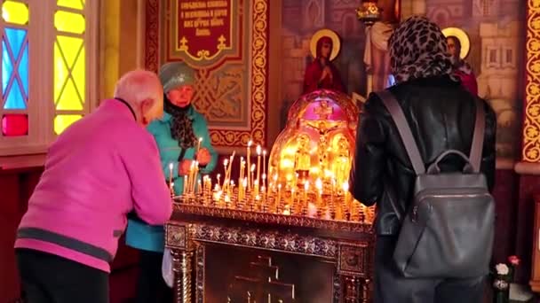 阿拉木图市视频 2023年10月15日于哈萨克斯坦阿拉木图 28名Panfilov守卫的公园 升天大教堂俄罗斯东正教大教堂 — 图库视频影像