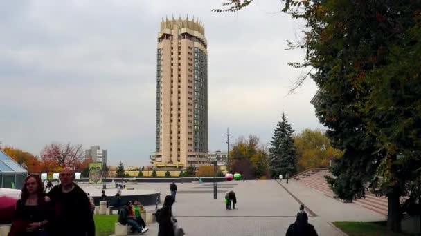 Almaty City Timelapse Října2023 Kazachstán Almaty Dostyk Avenue Hotel Kazachtan — Stock video