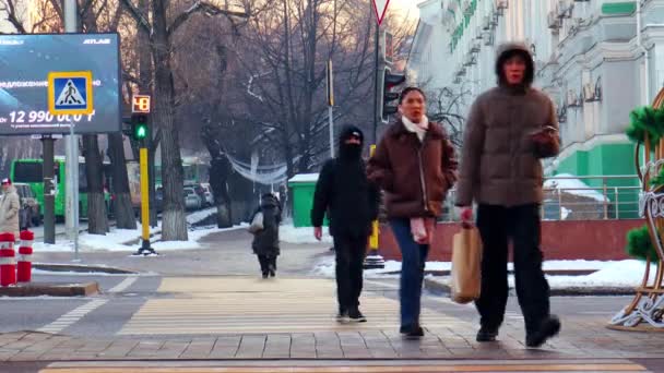 Almaty City Video December 2023 Kazachstan Almaty Abay Avenue — Stockvideo