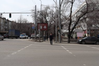 Almaty City 12 Mart 2023. Kazakistan, Almaty, Arbat, Zhibek Zholy Caddesi, Arbat yürüyüş sokağı, Almaty Kazakistan