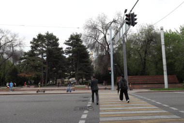 Almaty Şehri Kazakistan. 23 Nisan 2024. Gogol Caddesi.