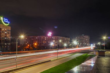 Almaty City Kazakistan 29 Nisan 2024. Al Farabi Caddesi, Almaty 'deki Birinci Başkan Parkı.