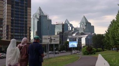 Almaty City Kazakistan, 7 Temmuz 2024. Al Farabi Bulvarı,