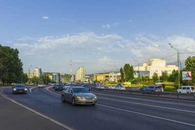 Almaty City Kazakistan 17 Mayıs 2025. Al Farabi Bulvarı