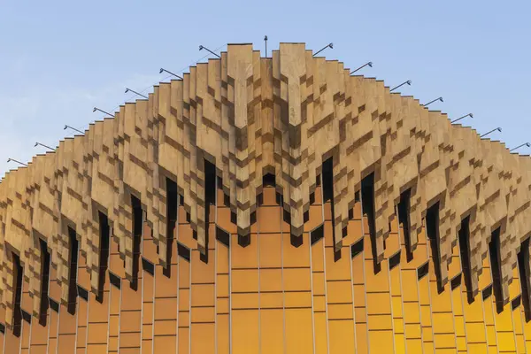 Almaty City Kazakistan 17 Mayıs 2025. Cumhuriyet Meydanı, Almaty 'deki Donanım Stüdyosu Kompleksi (ASK-2)