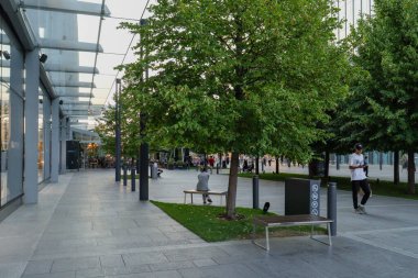 Al Farabi Bulvarı Esentai Meydanı, 13 Ağustos 2025 Almatı, Kazakistan