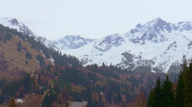 Timelapse Video, 9 Nisan 2025, Medeo Shymbulak Dağ Tatil Köyü, Almaty Kazakistan