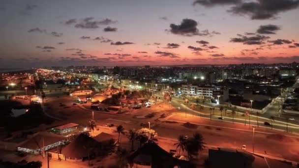 日落在Aracaju Sergipe Aracaju巴西 位于巴西Sergipe市Aracaju首府的Atalaia Edge空中日落景观 旅行目的地 夕阳西下巴西东北部 夕阳西下 — 图库视频影像