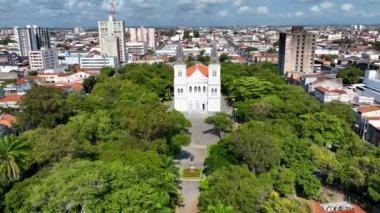 Aracaju Sergipe. Aracaju Brezilya. Cityscape Fausto Cardoso Meydanı ve Brezilya 'daki Aracaju başkenti Sergipe' deki hükümet binası ve Katedral Kilisesi. Seyahat yerleri. Brezilya Kuzeydoğu.