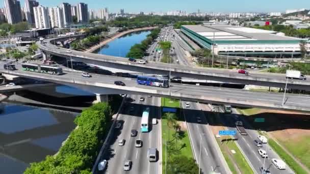 Stadsgezicht Van Verkeersopstopping Snelweg Oriëntatiepunt Van Sao Paulo Brazilië Vervoerslandschap — Stockvideo