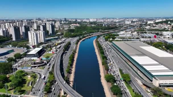 Krajobraz Ruchu Ulicznego Autostradzie Punkt Orientacyjny Sao Paulo Brazylii Krajobraz — Wideo stockowe
