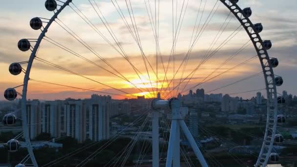 Cielo Del Atardecer Sao Paulo Brasil Major Ferris Wheel Entertainment — Vídeos de Stock