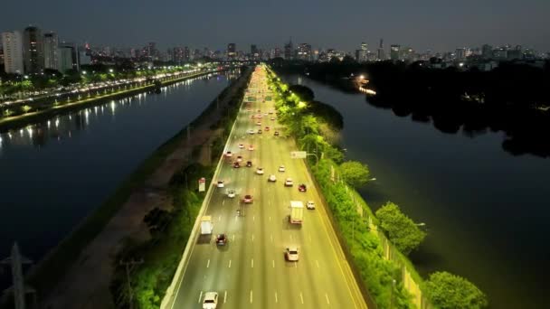 Stadtbild Von Sao Paulo Brasilien Nachtlandschaft Der Marginal Pinheiros Highway — Stockvideo