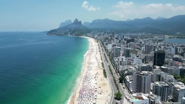 Ipanema Beach Downtown Rio Janeiro Rio Janeiro Brazil Travel Destinations — Stockvideo