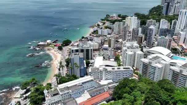 巴西巴伊亚州萨尔瓦多海岸城 旅游景观 市中心背景 旅游目的地 度假梦 令人惊叹的城市景观 巴西巴伊亚州萨尔瓦多海岸城 — 图库视频影像