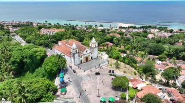 Pernambuco Brezilya 'daki Olinda Ortaçağ Kilisesi. Şehir peyzajı. Şehir merkezi arka planı. Şehir Bölgesi. Metropolitan Binaları. Olinda Pernambuco Brezilya 'daki Ortaçağ Kilisesi.