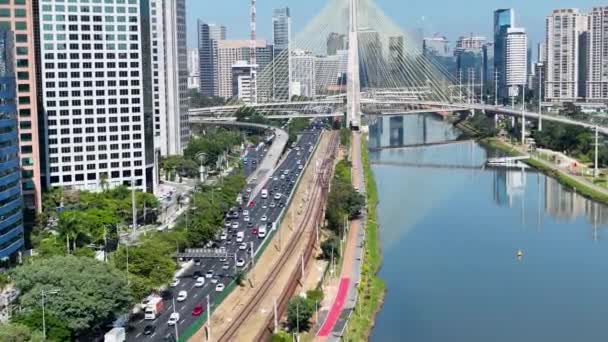 Sao Paulo Brezilya Nın Merkezindeki Kablo Köprüsü Şehir Köprüsü Trafik — Stok video