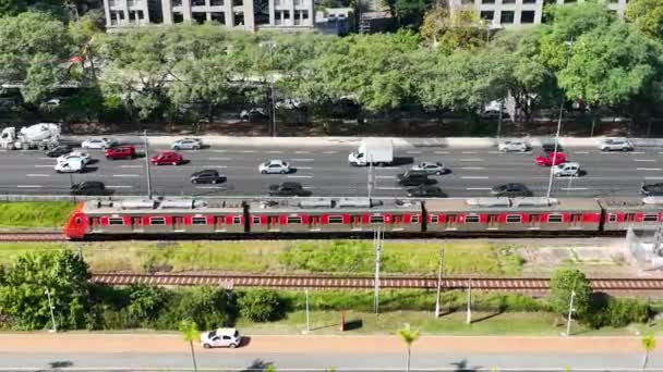 Sao Paulo Brezilya Nın Merkezindeki Toplu Taşıma Şehir Manzaralı Tren — Stok video