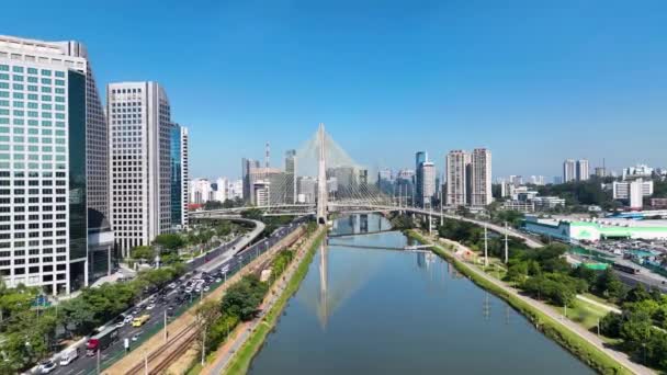 Cable Stayed Bridge Downtown Sao Paulo Brasil Puente Cityscape Carretera — Vídeos de Stock