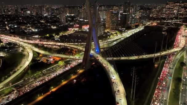 Brezilya Nın Sao Paulo Şehrindeki Ünlü Köprü Şehir Köprüsü Trafik — Stok video