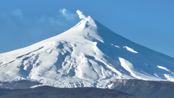 Вулкан Вілларіка Пуконі Лос Ріосі Чилі Вулканічні Пейзажі Сніг Вкритий — стокове відео