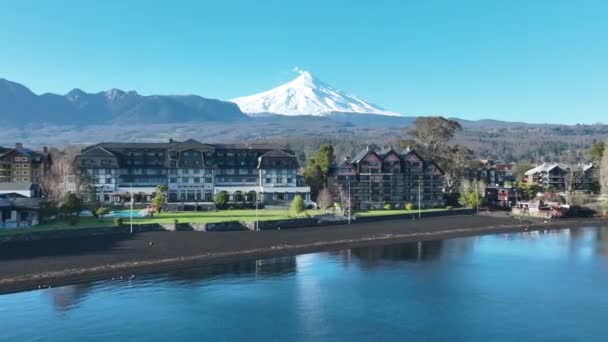 Vulkanikus Strand Puconban Los Rios Chilében Tengerparti Város Vulkanikus Táj — Stock videók