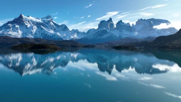 南極チリのトレスデルペイン国立公園 スノーウィー山脈 氷河の風景 南極チリ 冬のトラベル 南極チリのトレス ペイン国立公園 — ストック動画