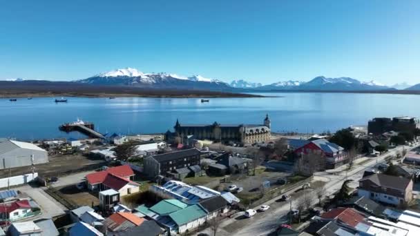 Прибрежный Город Пуэрто Наталес Регионе Магальянес Чили Антарктический Пейзаж Вид — стоковое видео