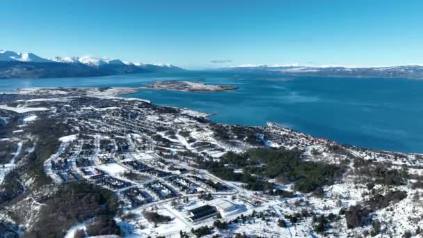 Beagle Bay Ushuaia Fin Del Mundo Argentina Montañas Nevadas Paisaje — Vídeos de Stock