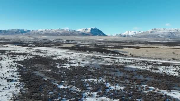 Аргентинське Озеро Ель Калафате Патагонії Аргентина Сніжні Гори Природний Ландшафт — стокове відео