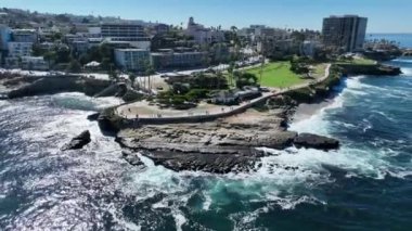 San Diego, Kaliforniya 'daki La Jolla Koyu. Paradisiac Sahili. Deniz Burnu Simgesi. San Diego 'daki La Jolla Koyu, Kaliforniya Birleşik Devletleri.
