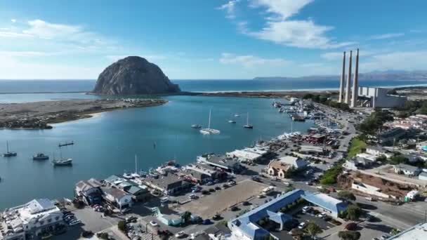 Abd Nin Kaliforniya Eyaletindeki Morro Bay Riverside Doğanın Seyahat Arkaplanı — Stok video