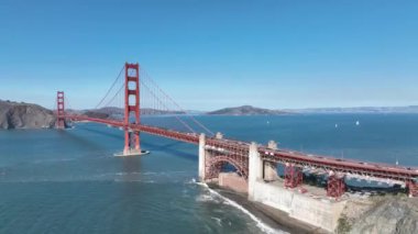 Kaliforniya 'da San Francisco' daki Golden Gate Köprüsü Havalimanı. Highrise İnşaat Mimarisi. Turizm Seyahati. Golden Gate Köprüsü Havalimanı San Francisco, Kaliforniya Birleşik Devletleri.
