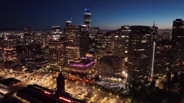 サンセットシティ アット サンフランシスコ アメリカ合衆国 メガロポリス ダウンタウン シティスケープ ビジネス旅行 カリフォルニア州サンフランシスコのサンセットシティ — ストック動画