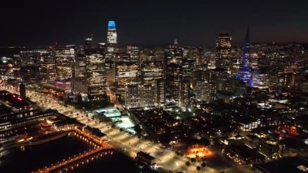 Noche Iluminada San Francisco California Estados Unidos Downtown City Skyline — Vídeo de stock