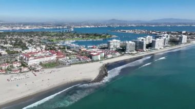 Kaliforniya, San Diego 'da Conorado Plajı. Paradisiac Sahili. Deniz Burnu Simgesi. San Diego 'daki Conorado Sahili, Kaliforniya Birleşik Devletleri..
