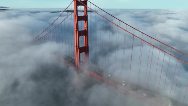 Golden Gate Bridge Köd San Franciscóban Kaliforniában Highrise Építészet Idegenforgalmi — Stock videók