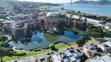 Kaliforniya, San Francisco 'daki Güzel Sanatlar Sarayı. Highrise İnşaat Mimarisi. Turizm Seyahati. Kaliforniya, San Francisco 'daki Güzel Sanatlar Sarayı.