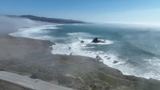 美国加州的太平洋海滩场景 自然旅行背景 云彩景观 美国加利福尼亚的太平洋海滩场景 — 图库视频影像