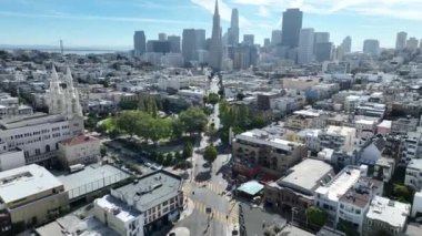 Kaliforniya 'da San Francisco' da şehir merkezi caddesi. Megalopolis Şehir Merkezi. İş seyahati. San Francisco 'da şehir merkezi. Kaliforniya' da..