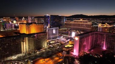 Nevada 'da Las Vegas' ta yüksek bahisçi. Meşhur Gece Manzarası. Eğlence Mekanı. Nevada 'da Las Vegas' ta yüksek bahisçi.